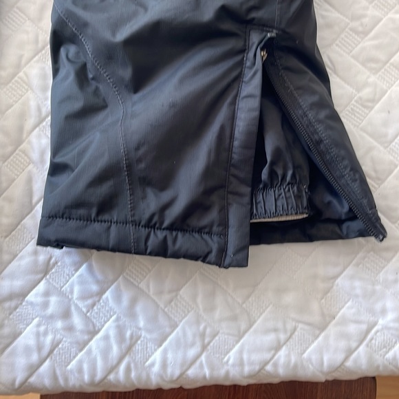 LL BEAN Unisex Black Ski or Snow Pants size 12 - Picture 3 of 4